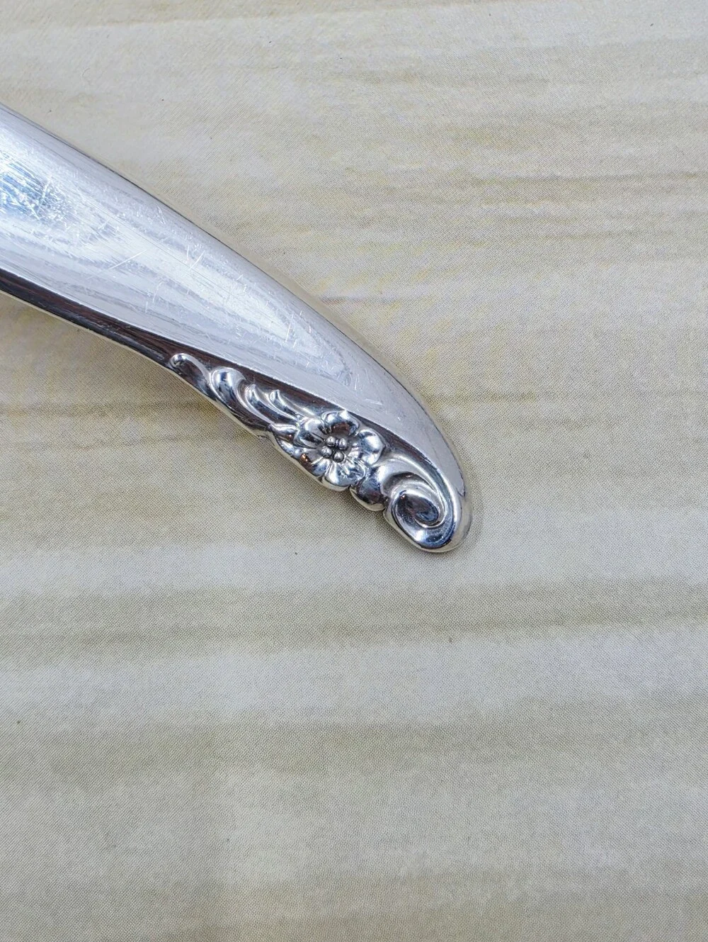 Rogers Leilani Pattern Pie Server Silverplate Vintage 60s International Silver